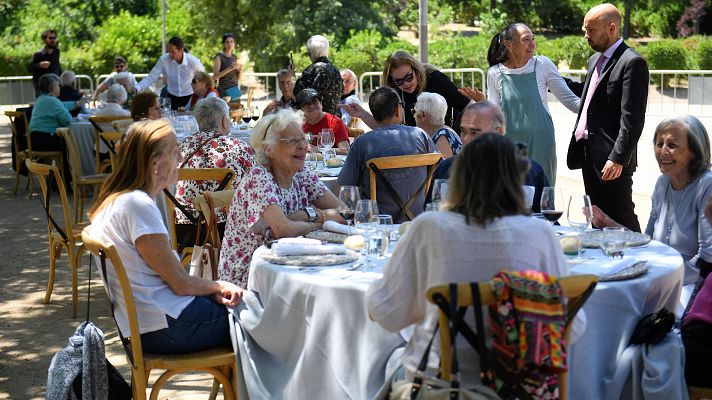 Telediario 2 - Mensajeros de la Paz organiza un menú solidario de estrellas Michelin para personas mayores