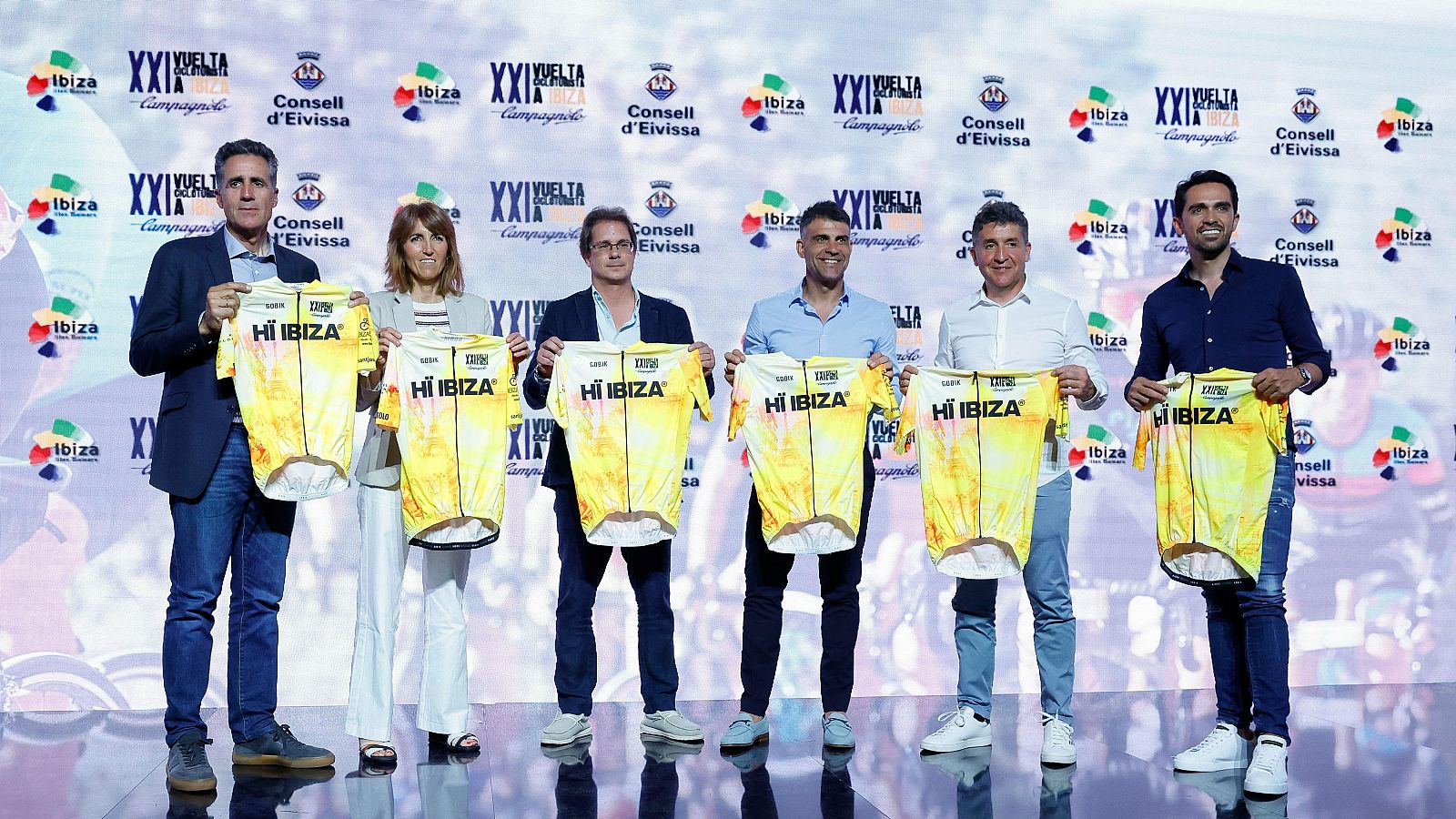 Alberto Contador: "Con Vingegaard en el Tour no preveo ningún paseo por parte de Pogacar"