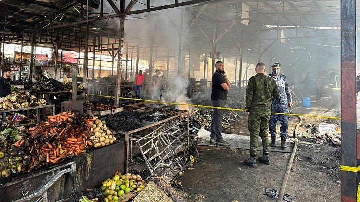 Telediario 1 - Un asalto israelí provoca un incendio en el mercado central de Ramala