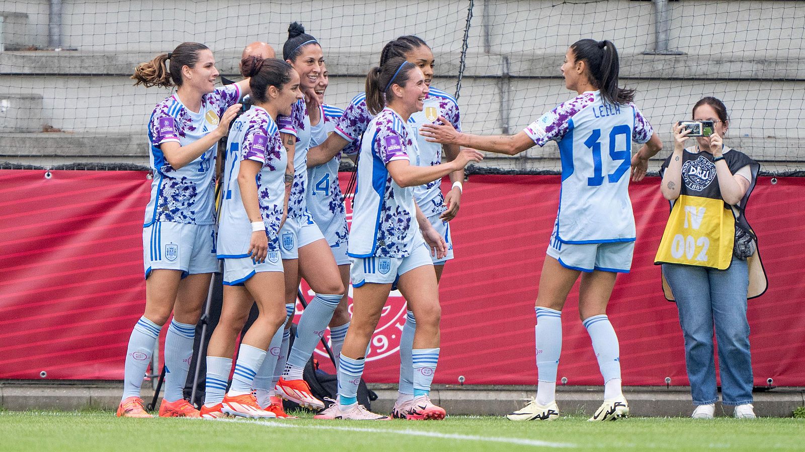 Resumen Dinamarca - España | Clasificación Eurocopa femenina 2025 - Eurocopa | Ver