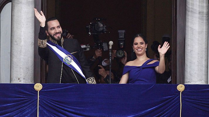 Bukele toma posesión como presidente de El Salvador para su segundo mandato consecutivo