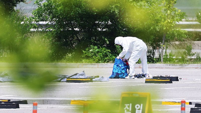 Corea del Norte envía cientos de globos de basura al Sur - Fin de semana 24h | Ver