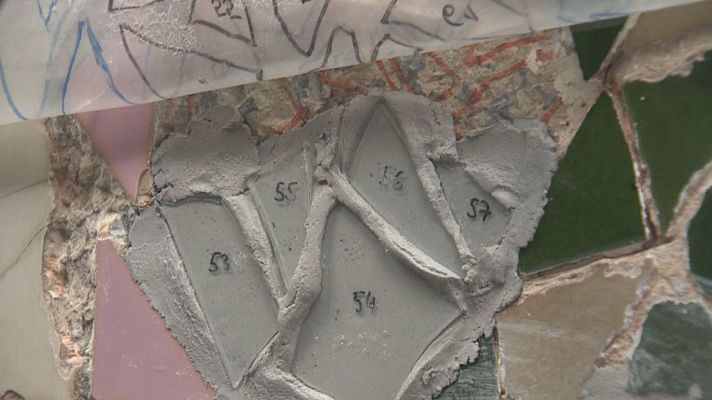 L'Informatiu - La restauració de la Casa Batlló posa al descobert elements sorprenents