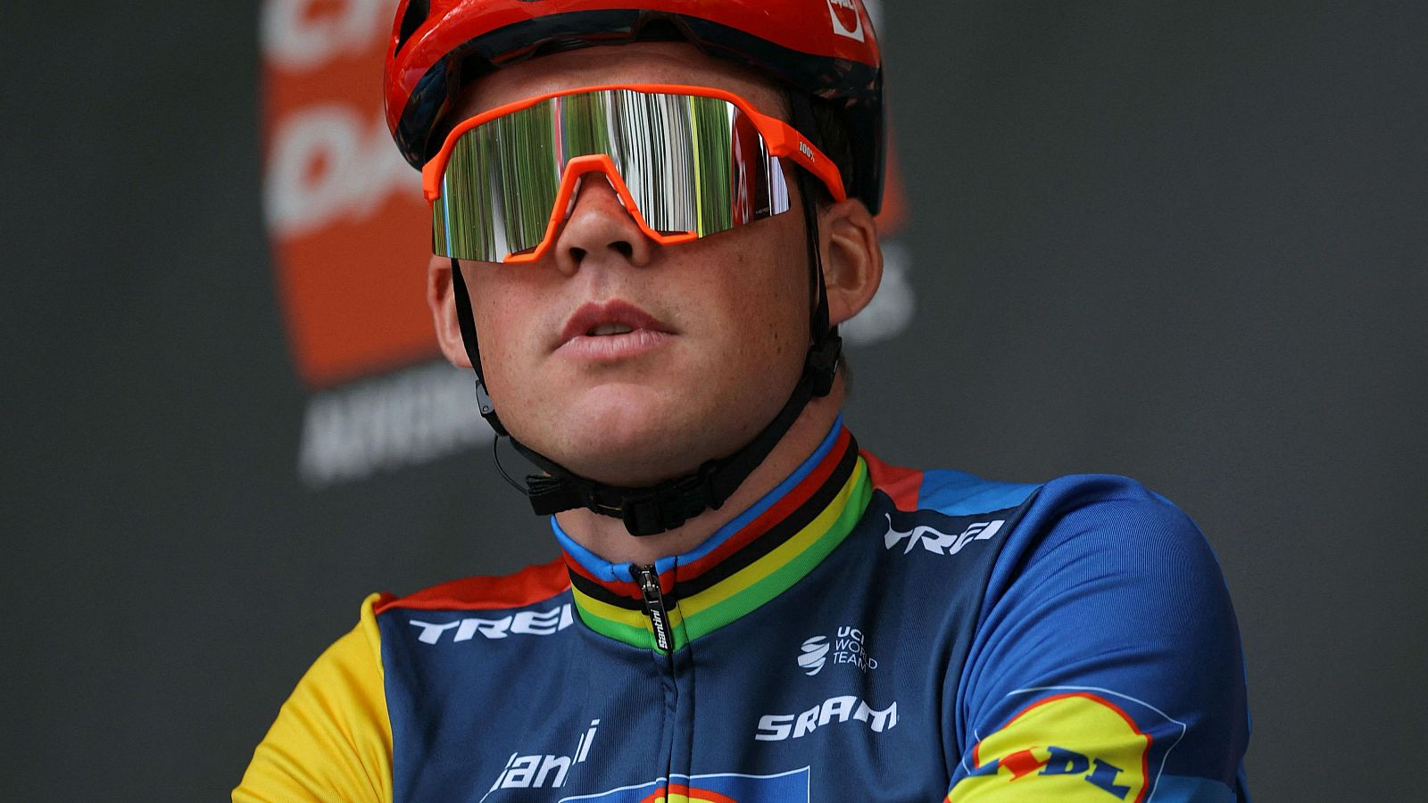 Mads Pedersen gana la etapa 1 del Criterium du Dauphine 2024.