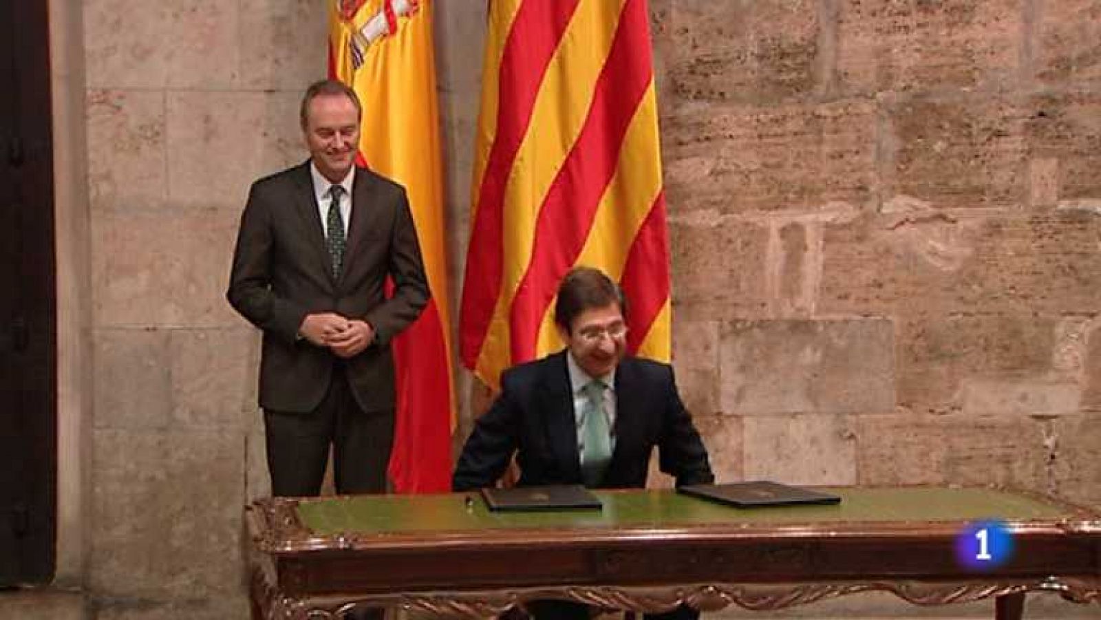 L'informatiu - Comunitat Valenciana: La Comunidad Valenciana en 2' - 14/12/12 | RTVE Play