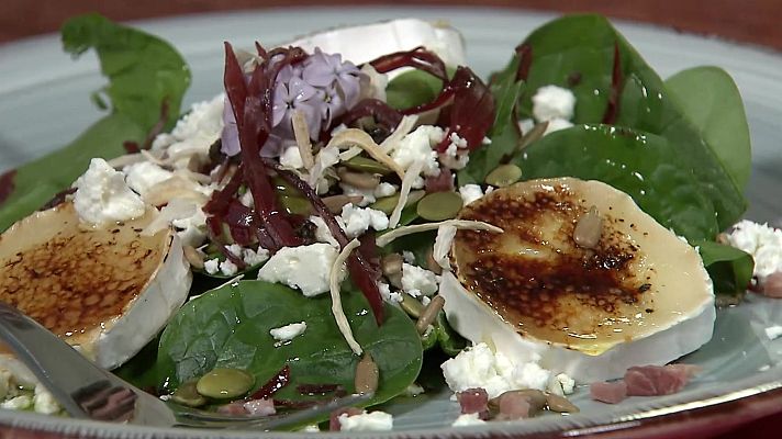 Saber vivir - Ensalada de espinaca con variedad de quesos y trufa