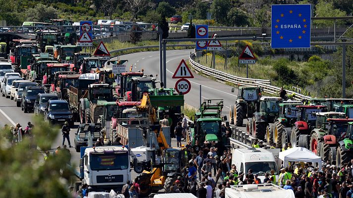 Telediario 2 - Los agricultores retoman las protestas a pocos días de las elecciones europeas