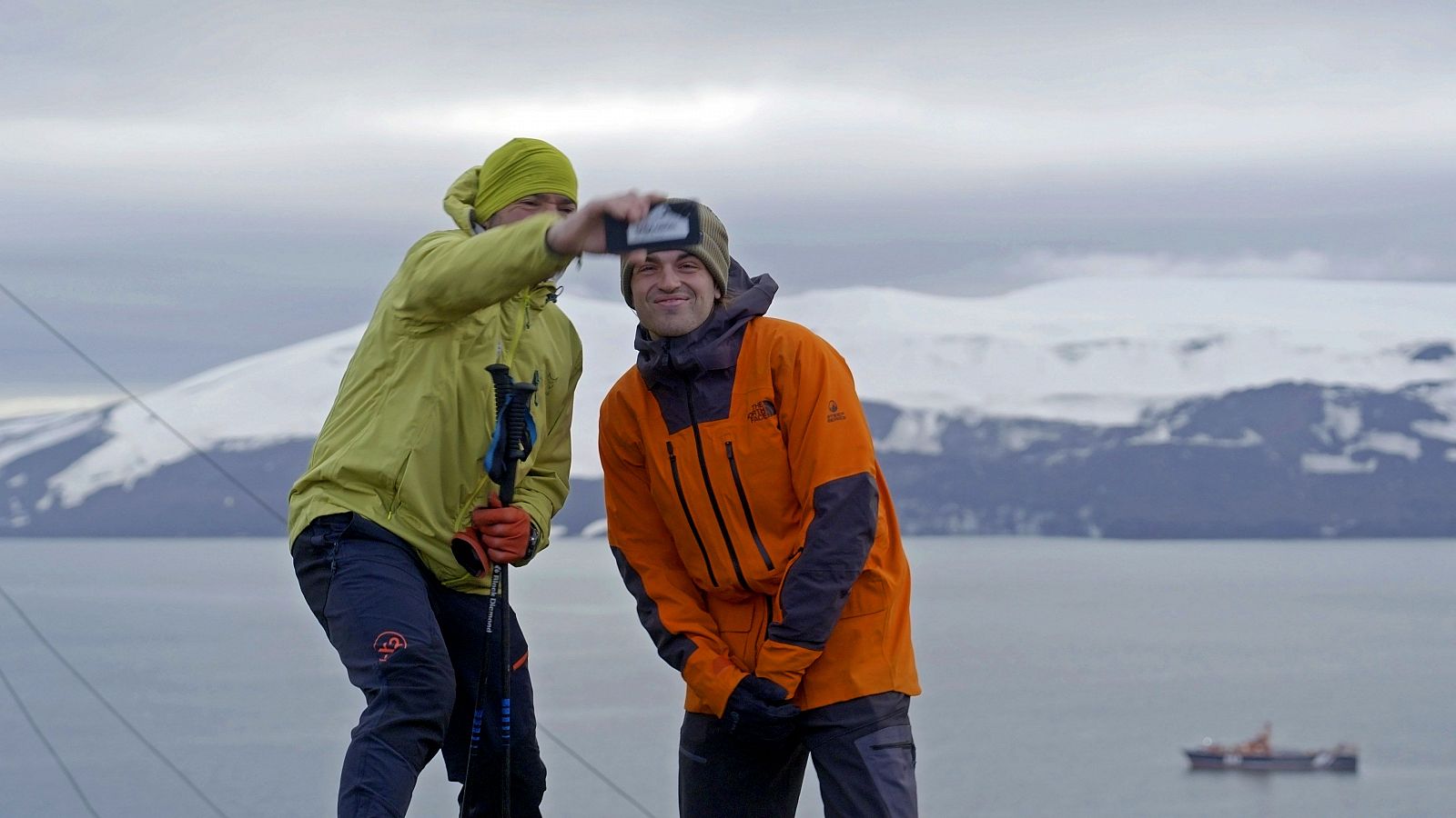 'Destino Antártida', la nueva serie documental conducida por Lethal Crysis