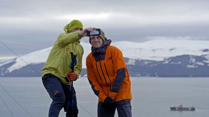 Así es 'Destino Antártida', la nueva serie documental de Playz conducida por Lethal Crysis
