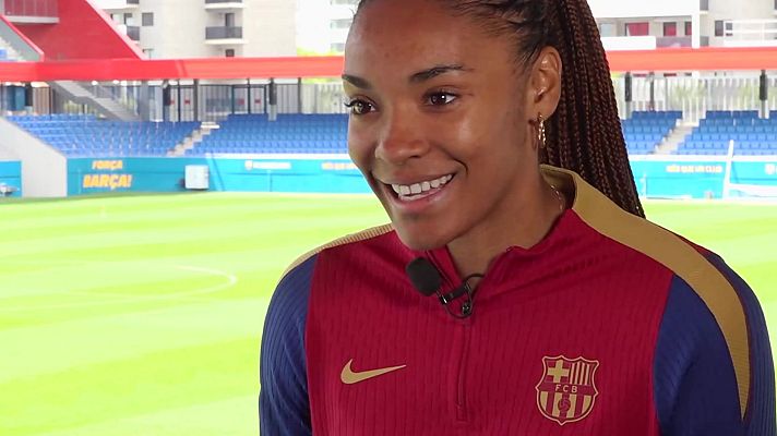 Fútbol - Entrevista Salma Paralluelo