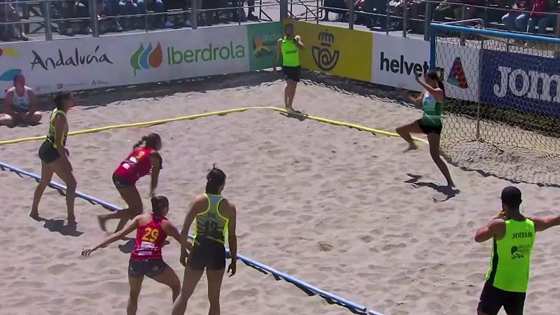 Balonmano Playa - Torneo Internacional de Espaa. Resumen - ver ahora