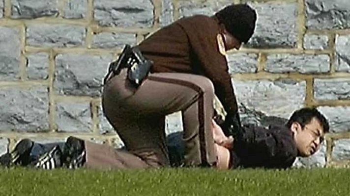 Telediario 1 - Tiroteos en EE.UU.