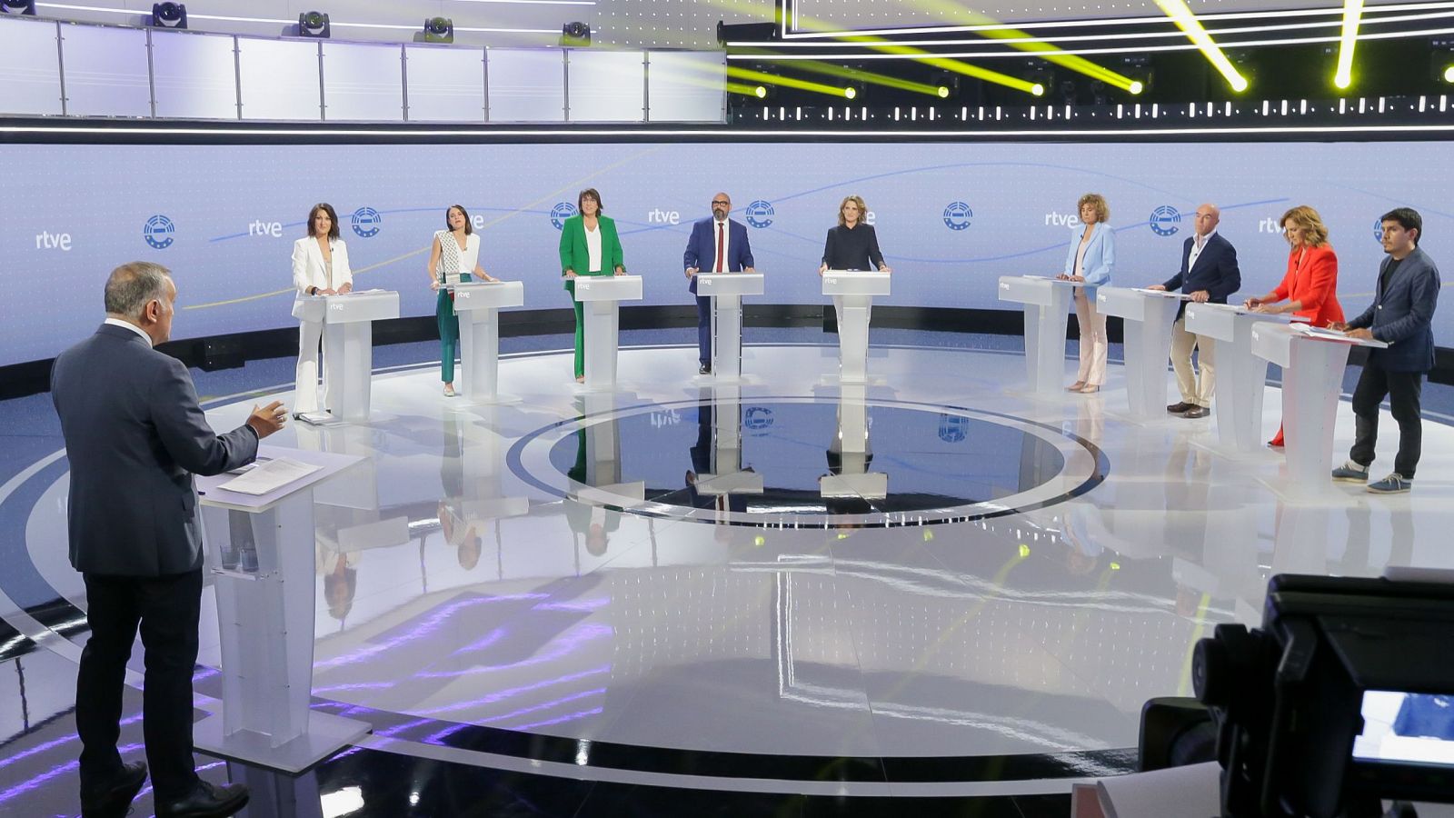 Los candidatos del 9J defienden su modelo de Unión Europea en el minuto final del debate decisivo en RTVE - Especiales informativos | Ver