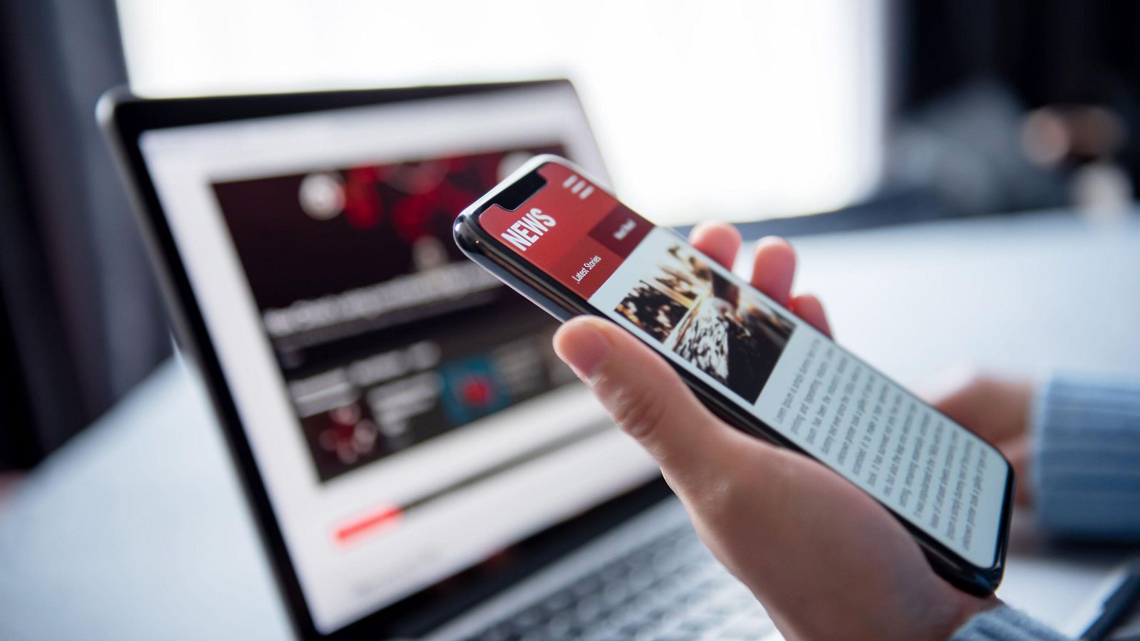 Bulos y desinformaciones sobre las elecciones al Parlamento Europeo - La tarde en 24h | Ver