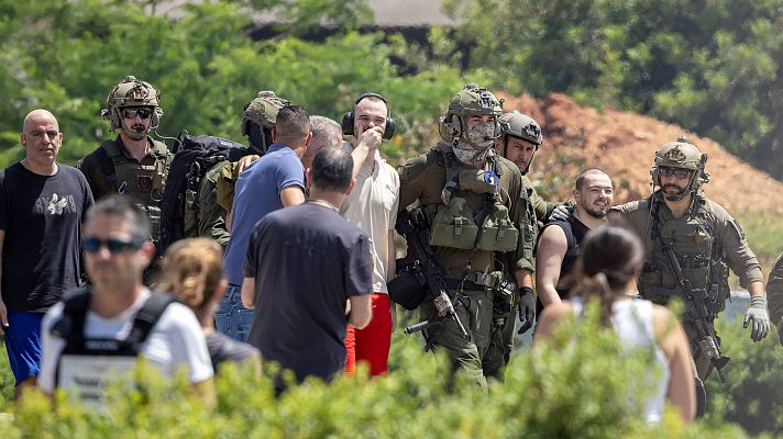 Telediario Fin de Semana - Israel rescata con vida a cuatro de los rehenes secuestrados por Hamás en una operación en el centro de Gaza