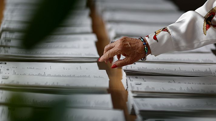 España vota sus 61 diputados en las elecciones al Parlamento Europeo