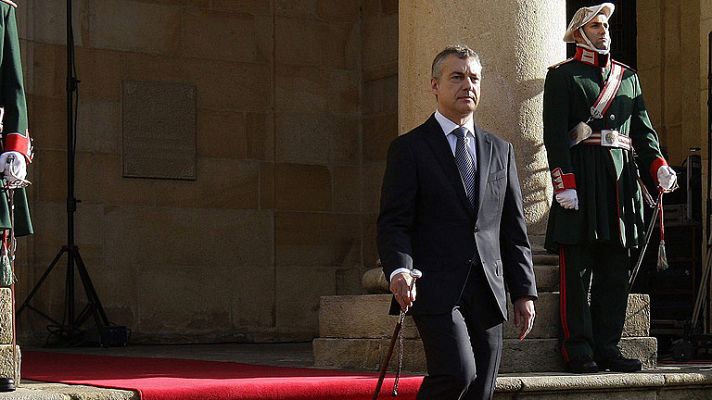 Telediario 1 - Urkullu se convierte en nuevo lehendakari tras jurar su cargo bajo el Árbol de Gernika