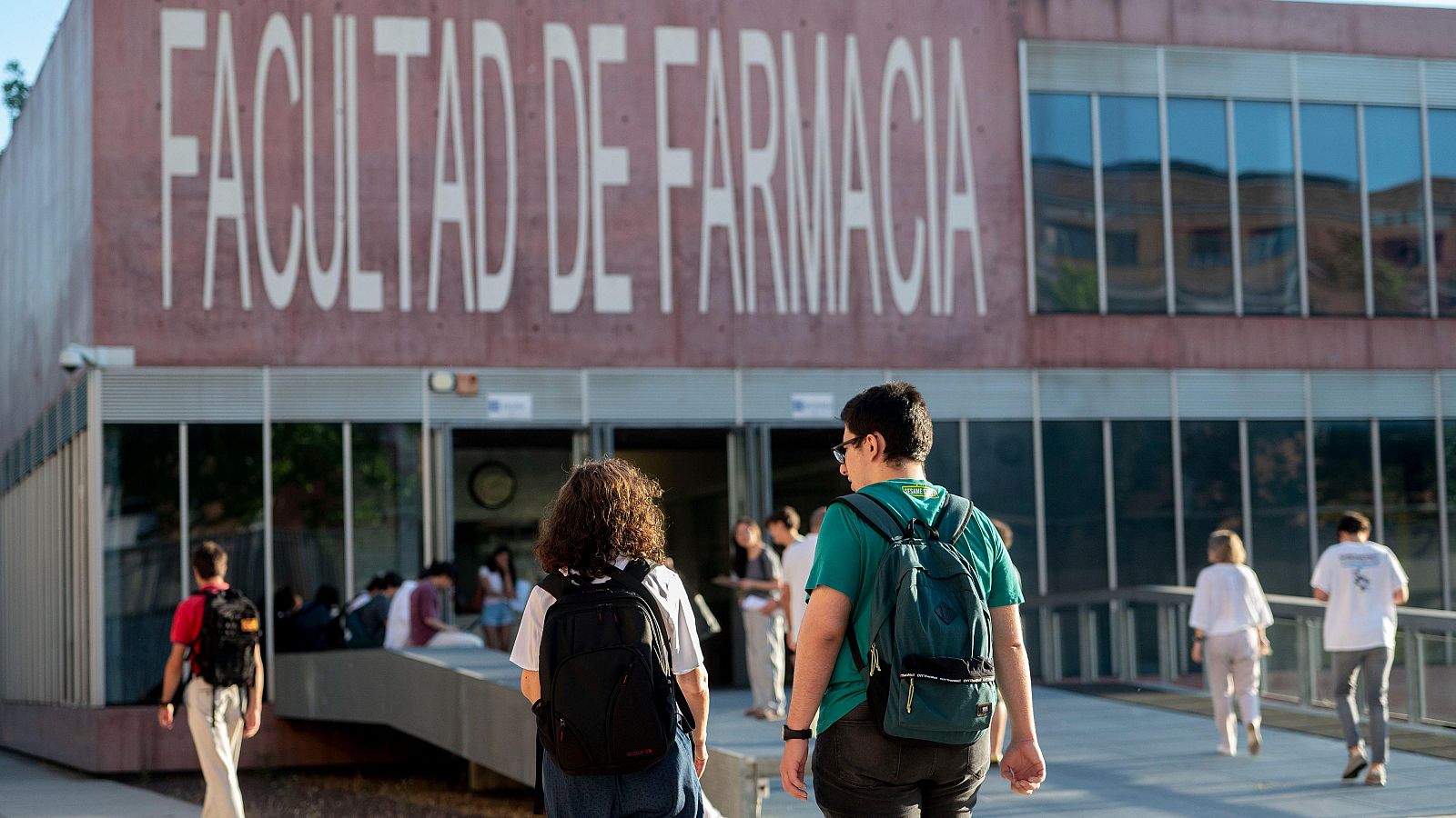 ¿Sigue funcionando la universidad como ascensor social en España?