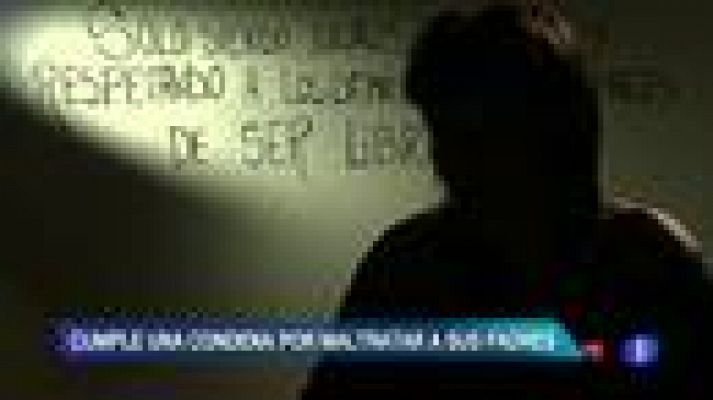Telediario 1 - Crece el maltrato a padres