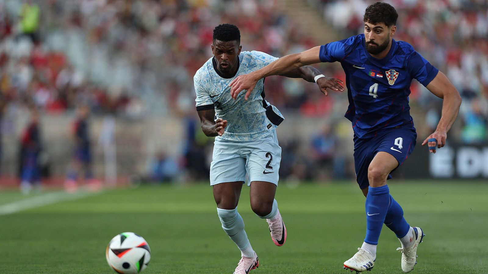 Livakovic elogia a Josko Gvardiol en la rueda de prensa de Croacia | Ver
