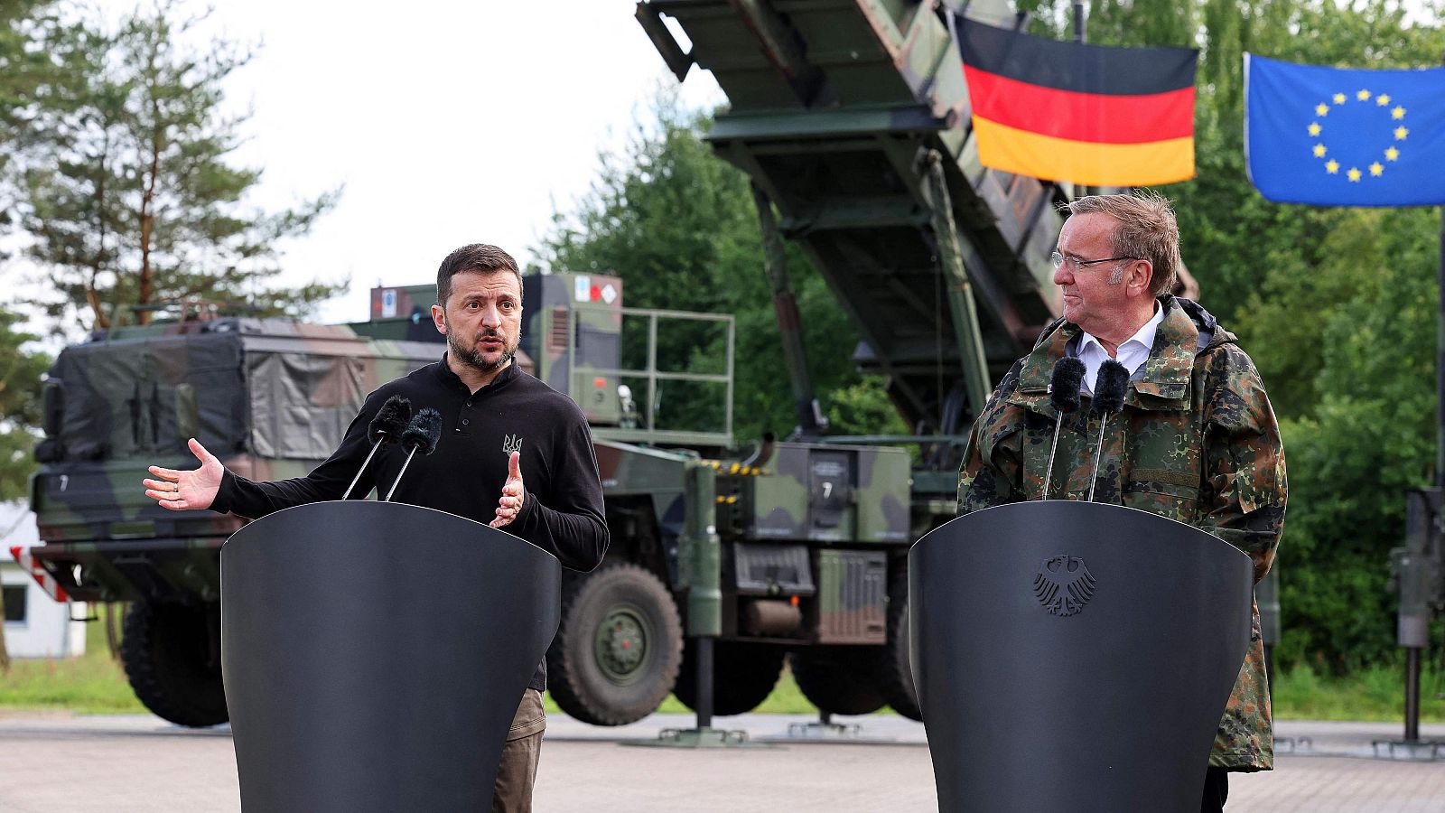 Zelenski pide más inversión y armamento antiaéreo en Alemania