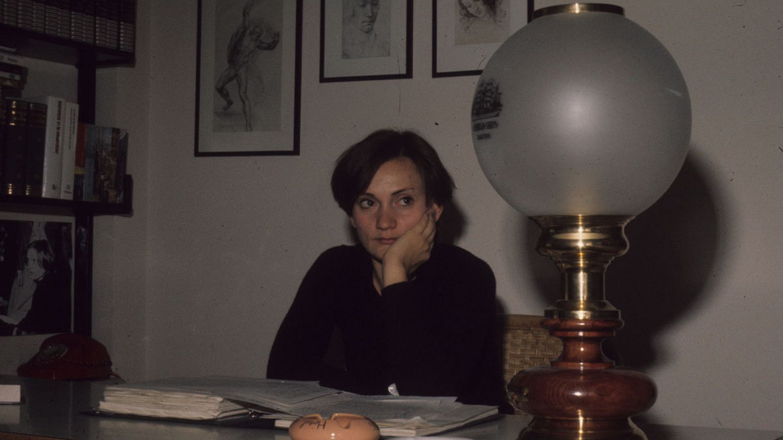 La mitad invisible - Wherter (Pilar Miró) - Ver ahora