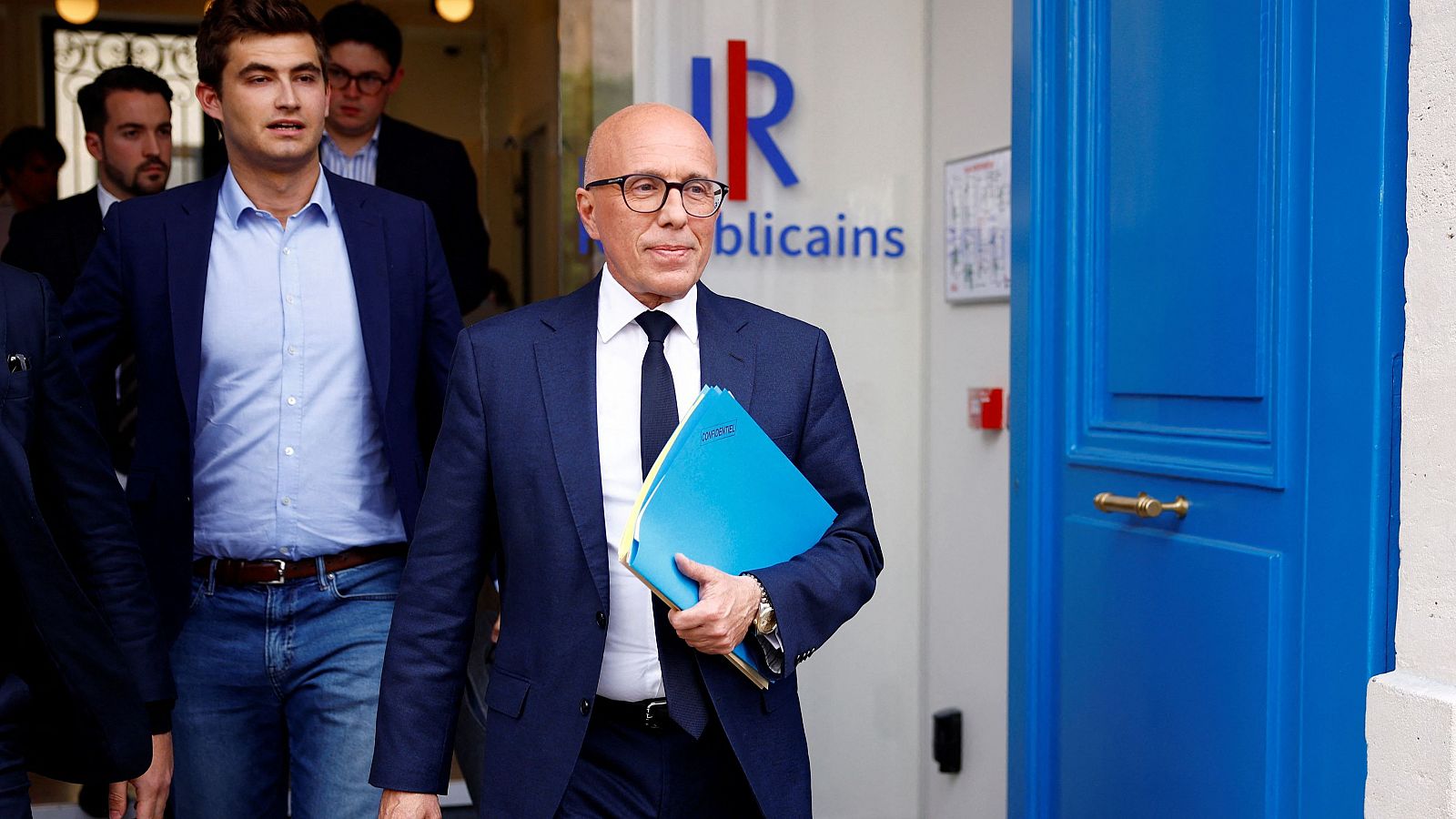 El partido francés Los Republicanos expulsa a su presidente | Ver