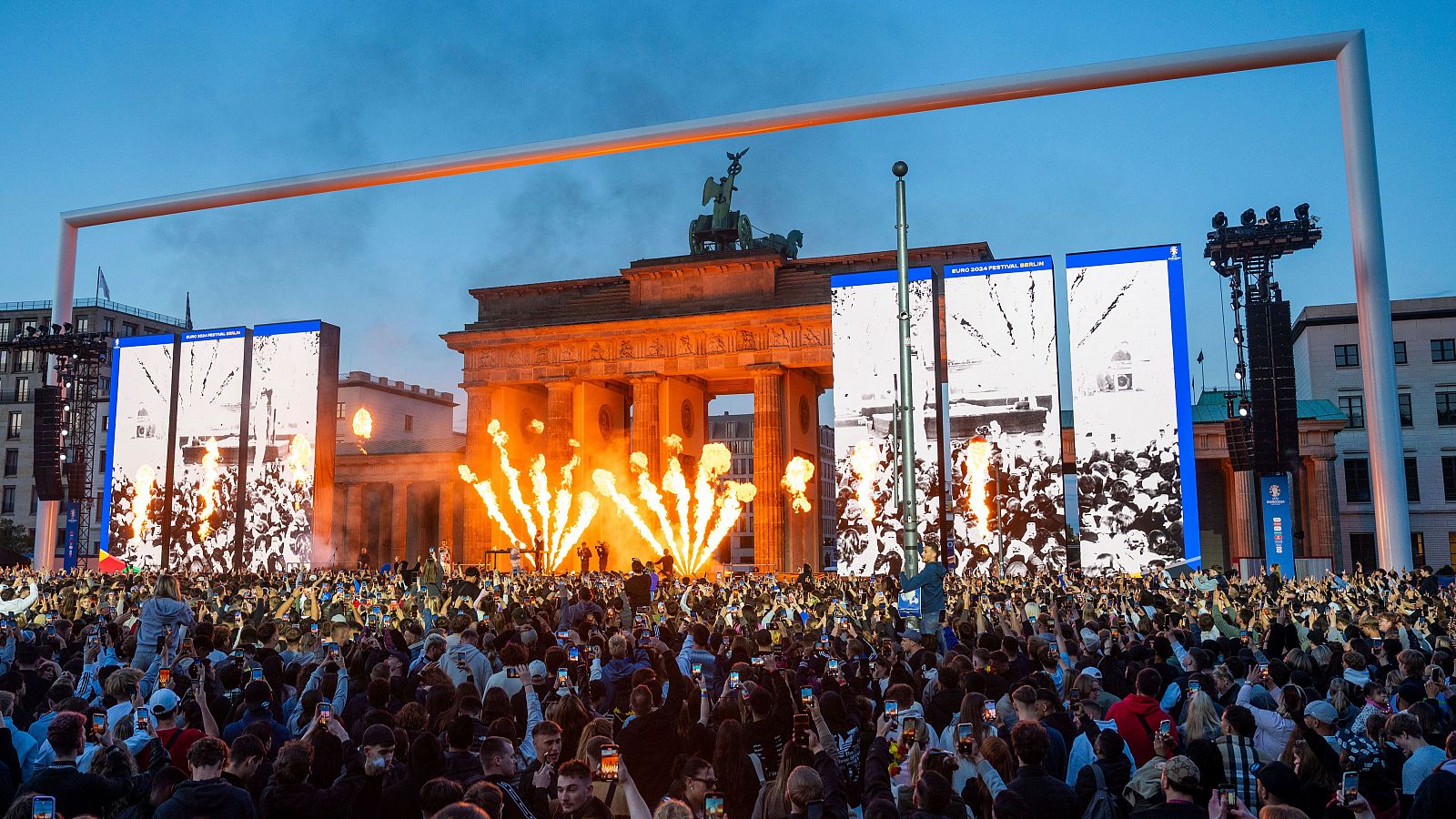 La Puerta de Brandeburgo inaugura con una fiesta la Eurocopa 2024
