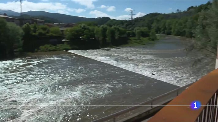 Tres dies de pluja canvien el paisatge als embassaments