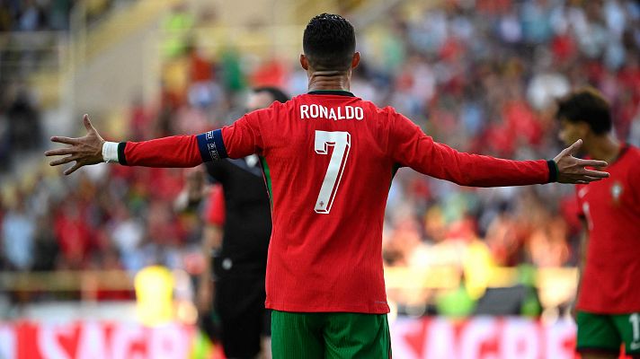 Telediario 2 - Cristiano Ronaldo, el 'hombre récord' de la Eurocopa