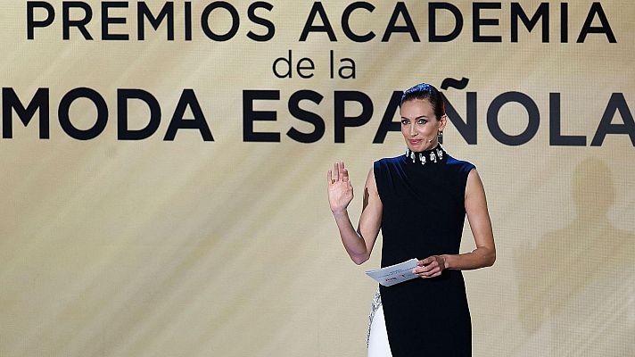 Acromatyx, Oteyza y Rossy de Palma triunfan en los primeros Premios de la Moda de España