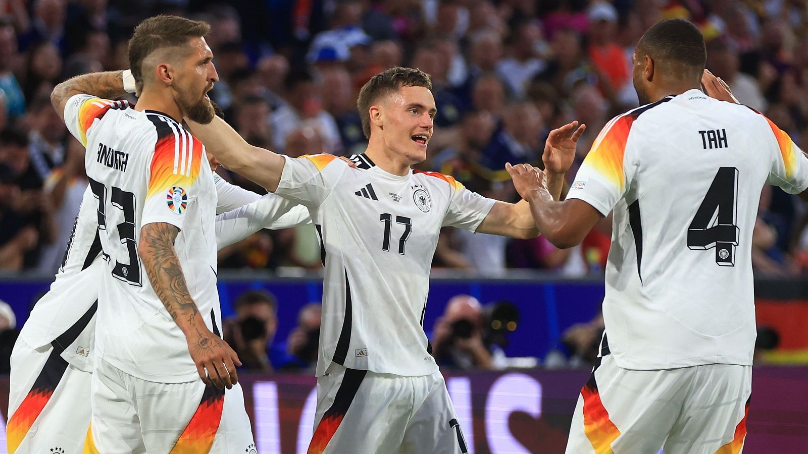 El primer gol del torneo se lo lleva Florian Wirtz para Alemania