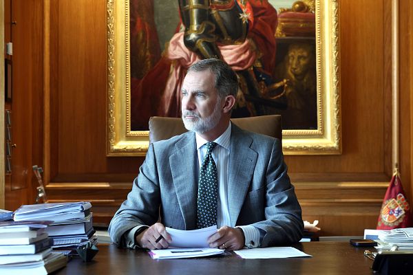 Informativo 24h - La Casa Real conmemora el décimo aniversario del trono del rey Felipe VI con fotografías