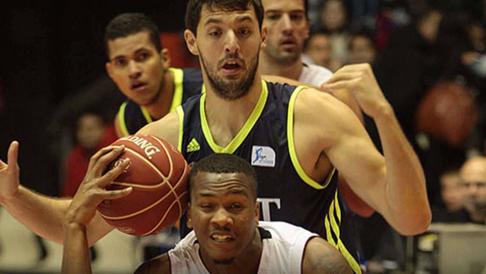 El Madrid sigue invicto y el Regal Barça cae en Canarias