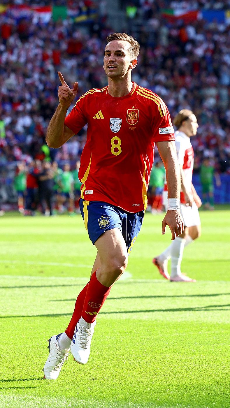 Gol de Fabián (32') España - Croacia (2-0) | Eurocopa 2024 | Ver