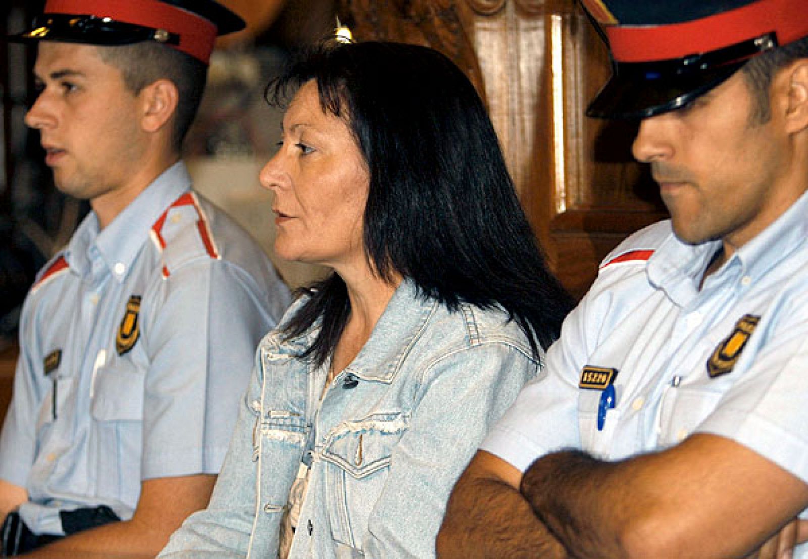  La acusada de matar a siete ancianas en Barcelona acusa a otra persona