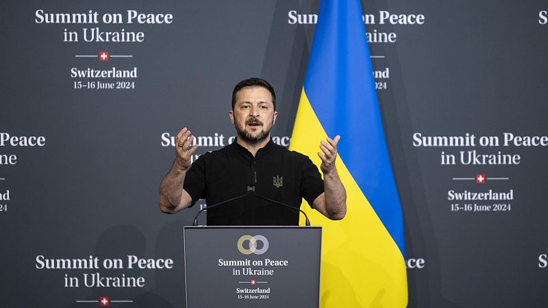 Zelenski celebra como un "éxito" la cumbre de paz de Suiza | Ver