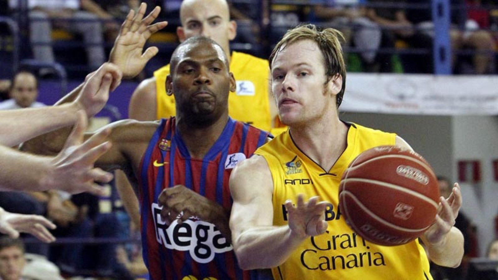 Herbalife Gran Canaria (81-69) FC Barcelona Regal
