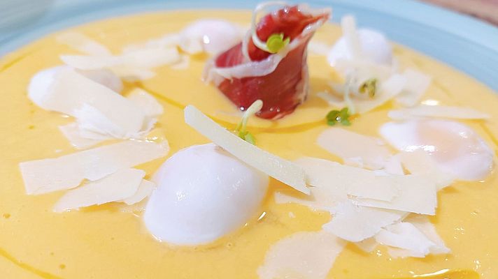 Receta de salmorejo de papaya y parmesano