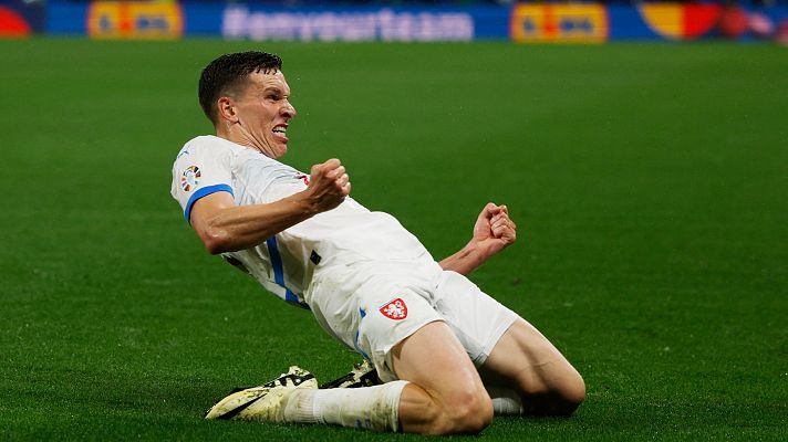  - Provod adelanta a Chequia frente a Portugal en su partido inaugural