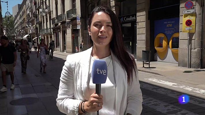 L'Informatiu - Barcelona posa fre als pisos turístics