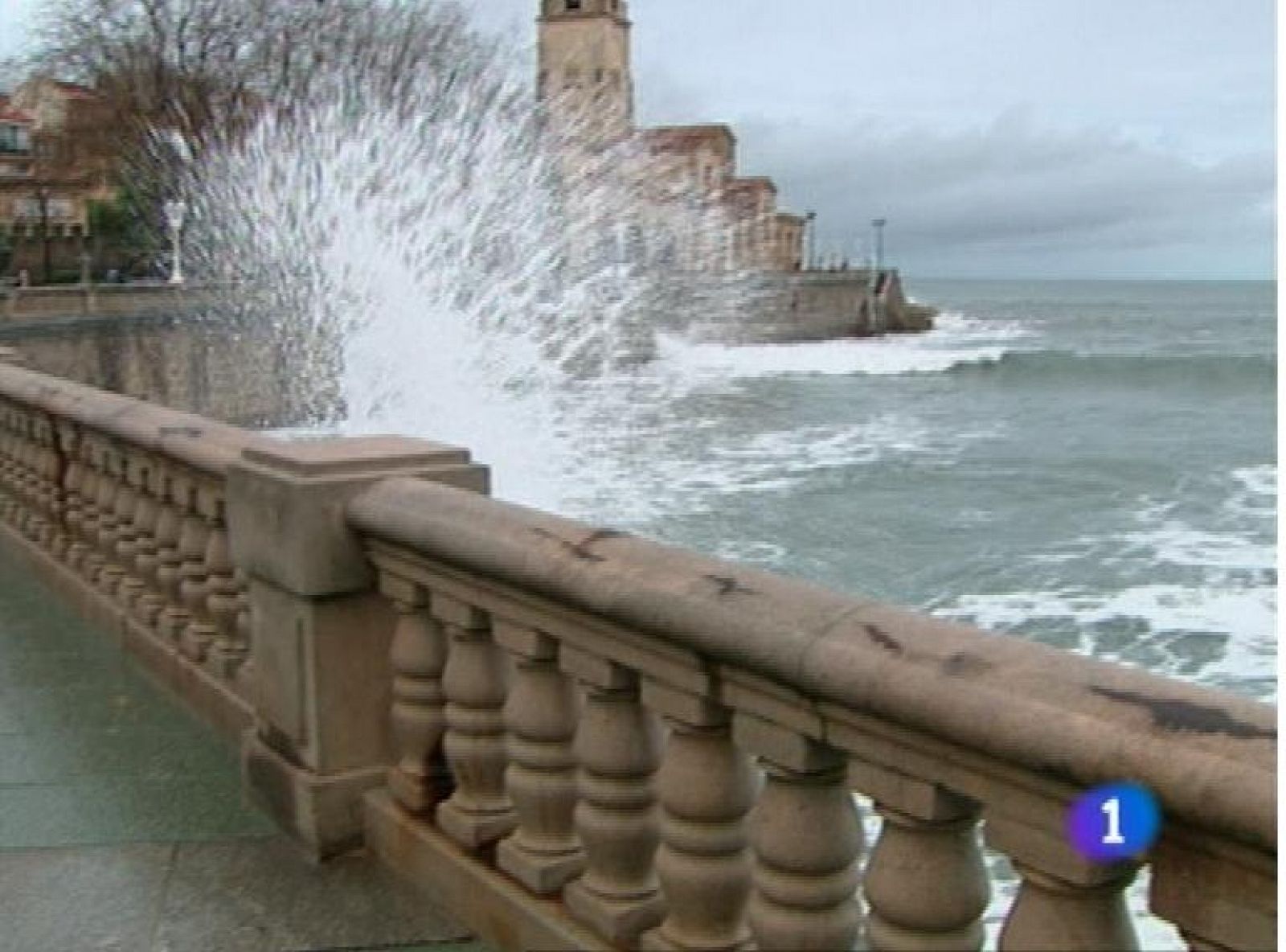 Panorama Regional: El tiempo en Asturias - 17/12/12 | RTVE Play