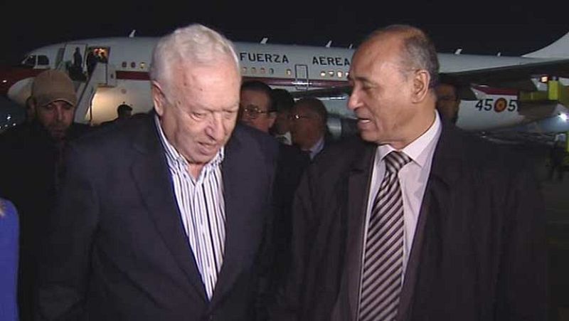 Jose Manuel García-Margallo junto con empresarios en visita oficial a Libia 