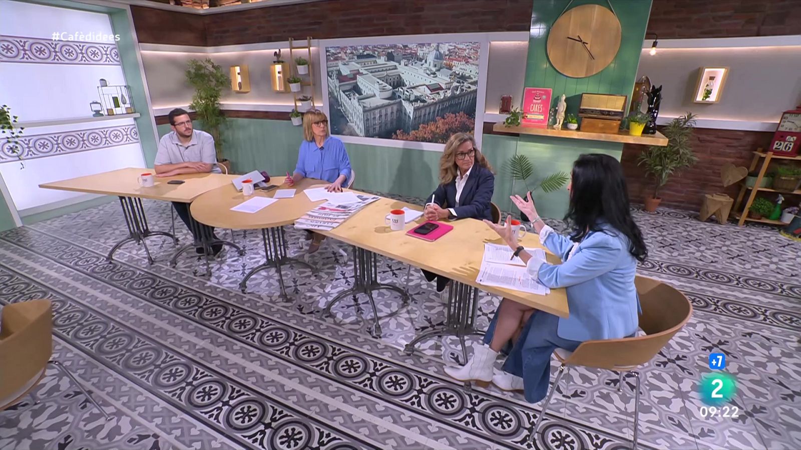 Gemma Nierga entrevista Carlos Carrizosa. Parlem amb el magistrat de l'aplicació de l'amnistia. I l'actor ens presenta l'obra 'Macho grita'