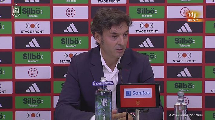 Juegos Olímpicos París 2024 - Santi Denia apuesta por el fútbol y la polivalencia para la prelista de los Juegos Olímpicos