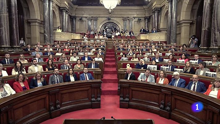 L'Informatiu - Comencen a correr els dos mesos de marge per investir un president de la Generalitat