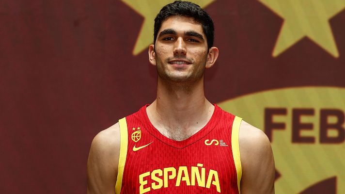 Baloncesto en RTVE - Santi Aldama: "Hay que afinar todo y seguir construyendo juntos"