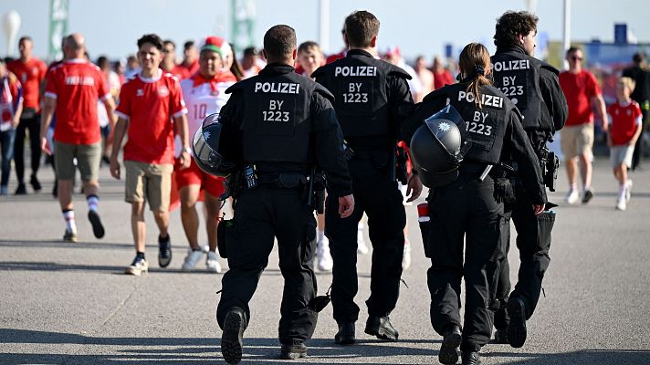 Telediario 1 - Balance de seguridad positivo en la primera fase de la Euro