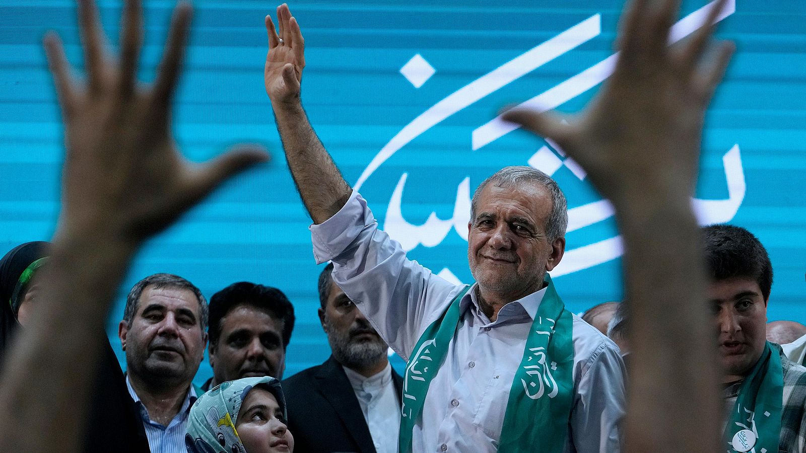 Irán elegirá a su presidente en una segunda vuelta | Ver