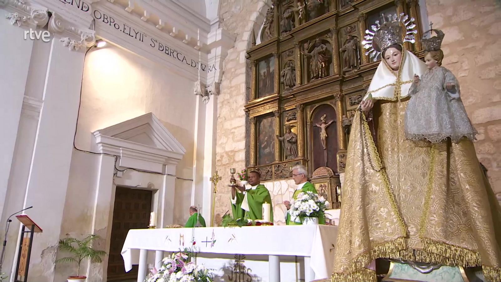 El Día del Señor - Iglesia Parroquial de San Bartolomé, Hoyales de Roa